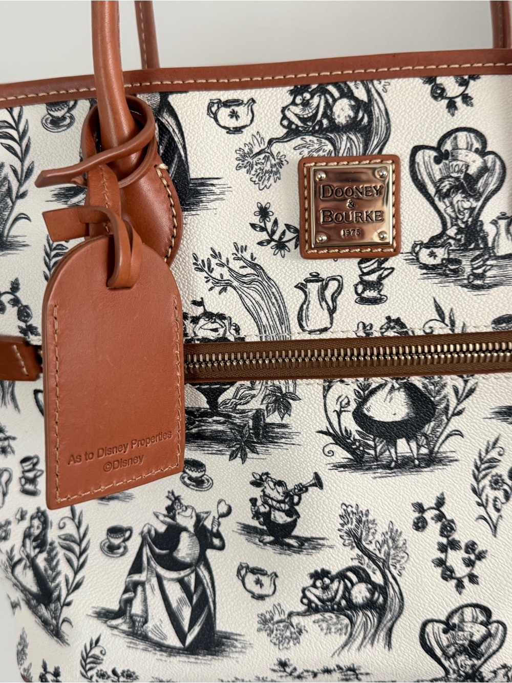 Dooney & Bourke White-Black illustration Disney Vintage Alice in Wonderland